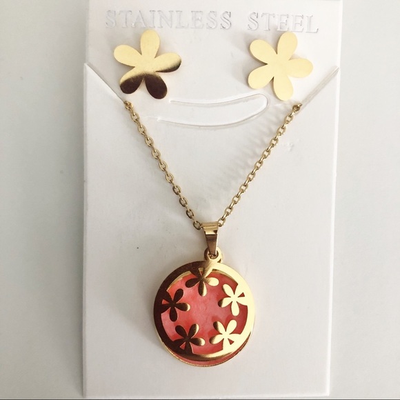 NEW Stainless Steel Necklace and Earrings Set - Picture 2 of 8